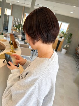 ミュゼプリュム(Musee plume) 小顔ショートヘア