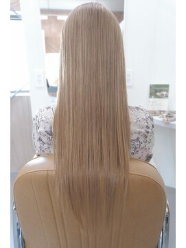 ファブ(fab.) ホワイトベージュ