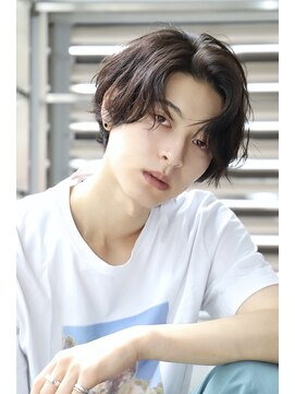 リップス 吉祥寺店 (LIPPS) センターパート　緩めスパイラル　ニュアンスパーマ