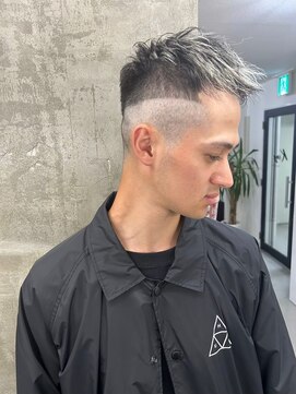 メンズサロン キング 枚方店(Men’s salon K!ng) 波巻きツイストスパイラルパーマ/フェザーパーマ/眉毛/メンズ