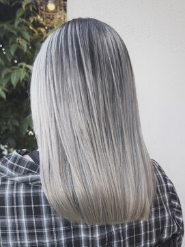 カルム(calme) 【吉富】シャドウルーツ　シルバー×ブラック