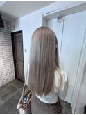 ミルクティーベージュ