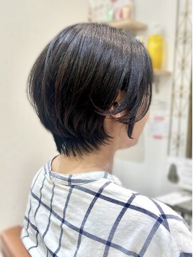 ココ(co.co.) オイル仕上げでまとまる◎ふんわりキュッと♪丸みショート