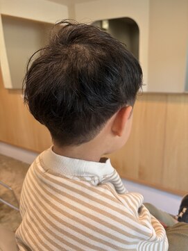 アール(R) キッズカット