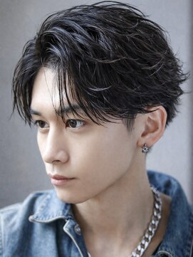 オーシャントーキョー サニー 原宿(OCEAN TOKYO Sunny) フェザーパーマセンターパートニュアンスパーマラウンドマッシュ