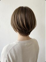 ドアーズ(Door's)&nbsp;30代40代ショート白髪染めグレイカラーボブ艶栄名駅伏見丸の内