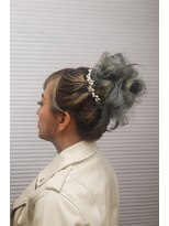 ヘアーアンドセルフサロン アキ(hair&self salon Aki)&nbsp;ドレスを着てパーティーに行くためにアップスタイル