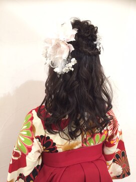 ネオリーブアオバ 高田馬場店(Neolive aoba) ハーフアップ 巻きおろし 高田馬場 美容室