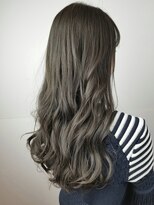 グランエクラ バイフルショウ(GRAND ECLAT by FURUSHO)&nbsp;大人可愛い20代30代40代　ハイライトにグレー