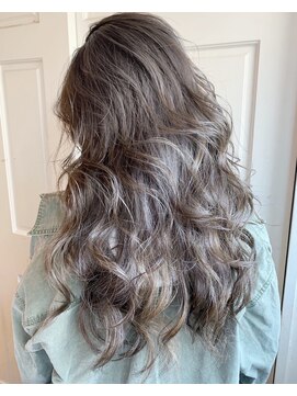 ヘアーワークス ヘルム 渋谷店(HAIR WORKS HELM) [HELM渋谷]ホワイトアッシュ外国人風バレイヤージュ