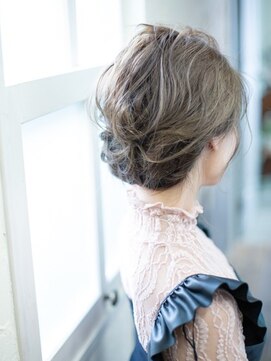 プロデュース 古淵店(Produce) ゆるシニョン風まとめ髪【古淵/相模原/町田】