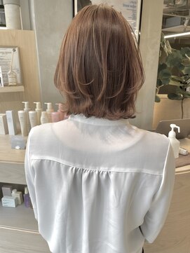 ナナローネス(nana loness) レイヤーボブでフワッと くびれボブ ボブ