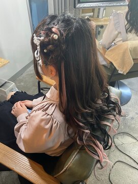 リエラ 新宿(RIERA) ヘアセット/ヘアメイク/巻きおろし/逆毛/卒業式[新宿/新宿駅]