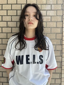 シイ(SIE) カジュアルコテ巻きアレンジ