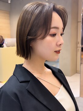 グロー 大宮(GLROW) 韓国　大宮　顔周り　ウルフカット　レイヤーカット