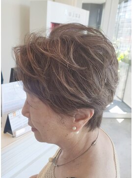 ラシェンテ リセ 西宮北口(La Sente Lycee) 白髪ぼかしカラー!フルウィービング【ベージュ】