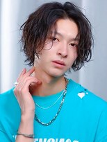 リップス 横浜(LIPPS) ツヤウェーブ縦落ちツイストヘア
