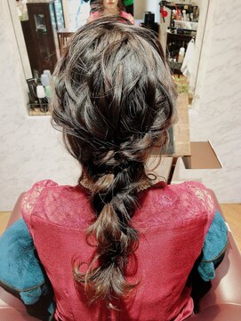 ヘアーアンドスパ フェザー(hair&spa feather) 編み下ろしパーティヘア