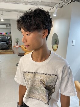 平岸駅2分◇スタイリングでスマートに、オフの日はラフなセットでキマる◇メンズカット/カラー/パーマ