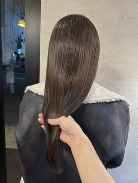 柔らかアッシュグレージュ