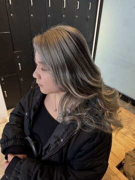 リトバイプティパ(Lit by petit-pas) ブリーチ2~3回で作るバレイヤージュです!