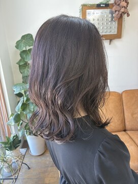 エルフゥ(Elle fou) 赤味ゼロ 大人カラー ゆる巻き