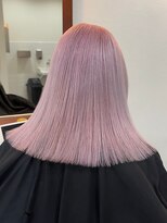 ヘアーカットパーラーコール(HAIRCUT PARLOR CALL) ホワイトピンク