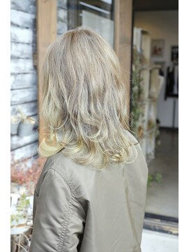 ニル(NiL) NiL,アプリエ,ハイ透明感カラー,外国人風カラー,エメラルド