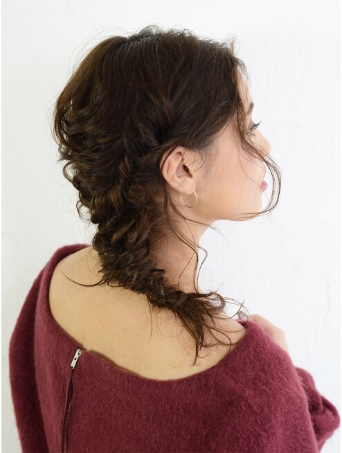 おうちデート 簡単編み込みアレンジスタイル L アース 水沢店 Hair Make Earth のヘアカタログ ホットペッパービューティー