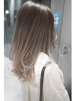 シェリ ヘアデザイン(CHERIE hair design)&nbsp;ホワイトベージュ×グラデーションカラー