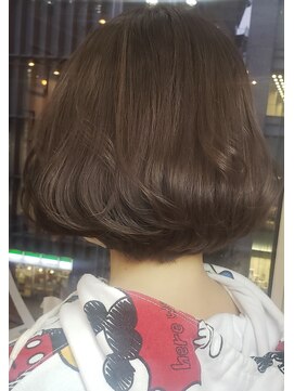 ヘアーワークス ヘルム 渋谷店(HAIR WORKS HELM) [HELM渋谷］ふんわりカールヘルシースタイルショコラアッシュ75