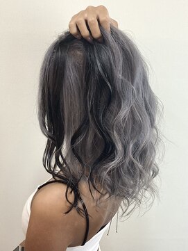 プログレスプラス ハイトーンシルバーカラー×インナーブラック 派手ギャルヘア★