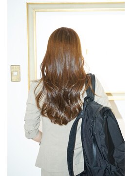 エマ(emma) 艶髪ロング　韓国風巻き