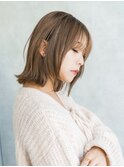 外はねミディアムボブ