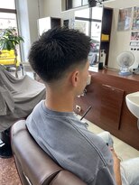 ヘアサロンナンバーワンクラブ上和田本店&nbsp;スキンフェード×フェザーアップ