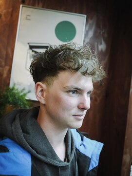 ラフカッターズ 八王子店 メンズパーマ【八王子/理容室/床屋/顔剃り/シェービング】