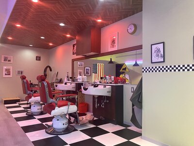 80's American Barber Shop