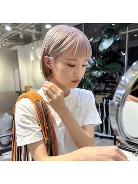 フィルムス 新宿(FILMS) 斜めバング/グレージュカラー/デザインカラー/シルキーベージュ