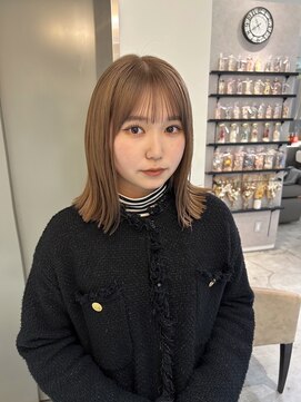 アヴァンスアンス 広島袋町店(AVANCE.ens) ミルクティーベージュ×切りっぱなしボブ