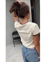 ウェイビーズ(WAVY'S)&nbsp;結んでも可愛い！ハイライト