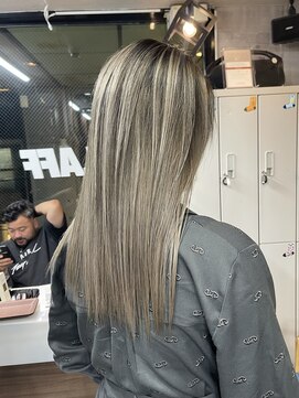 ラフ(LAFF) #バレイヤージュ#グレージュカラー#ボブウルフ#ココアベージュ