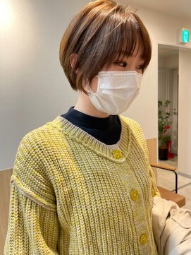ロット 横浜(lot) 丸みショート/くびれヘア/ふんわり大人ショート[横浜駅]