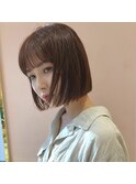大人可愛いシンプルボブ