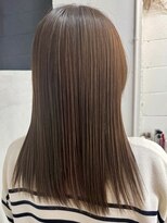 イン(in.)&nbsp;<17>30代女性×ママ×ロング×酸性ストレート