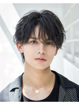 オーシャントーキョー シブヤジンナン(OCEAN TOKYO shibuya JINNAN) シャドウパーマツーブロック大人人気センターパート