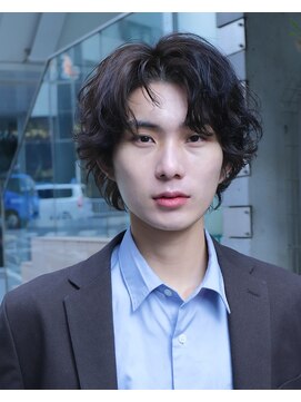 ディッセンバー 神宮前(December) 前上がりウルフ/ニュアンスパーマ/メンズパーマ