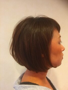 ガーデンスクエア(GARDEN SQUARE) 軽め前下がりボブ