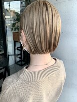 サーカス(circus)&nbsp;洗練されたハイトーンなパッツンボブ＊