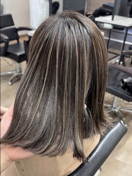 ヴィフ 大船(VIF) ハイライトカラー/ケアブリーチ小顔カット/モテ髪/前髪/外ハネ