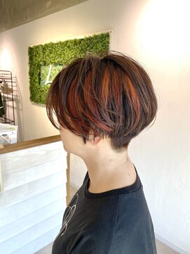 ルノン(Lunon) 刈り上げショート×セクションオレンジ